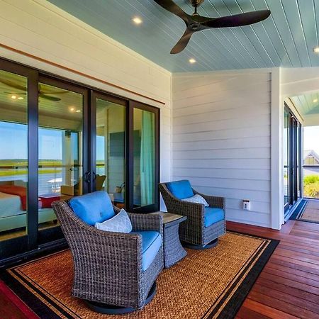 New Waterfront Home With Deep Water Dock Isle of Palms Kültér fotó