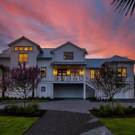 New Waterfront Home With Deep Water Dock Isle of Palms Kültér fotó