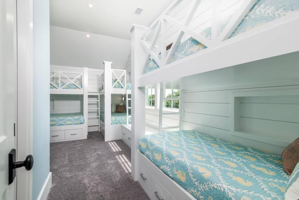 New Waterfront Home With Deep Water Dock Isle of Palms Kültér fotó
